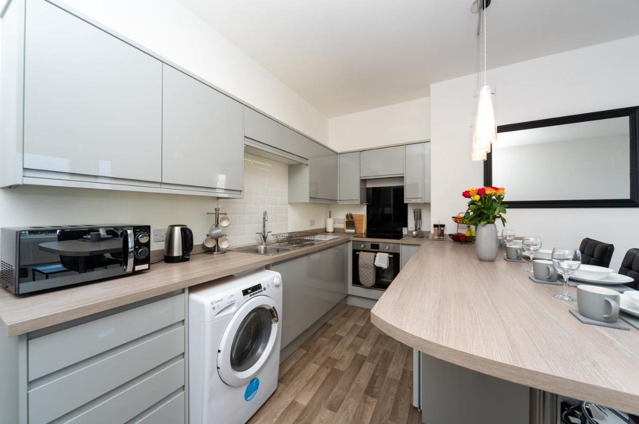 Sea Views Stunning 2 Bedroom Apartment # Lowestoft Buitenkant foto